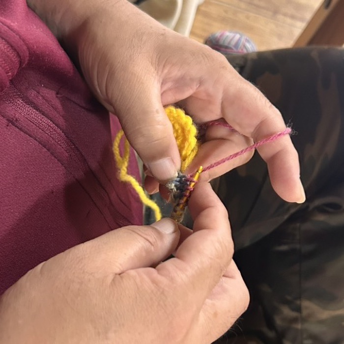 かぎ針編みの手元